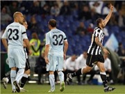 Bóng đá anh, ngoại hạng anh, lịch thi đấu euro 2012, Lazio-Juve 0-1: Chủ nhà kêu oan, Juve lại mơ Champions League